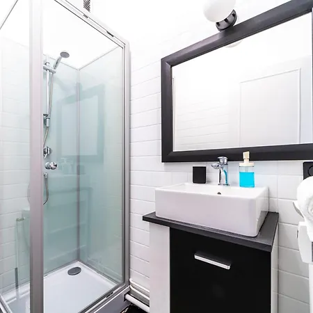 Studio Chaleureux Avec Aquarium * Marcq-en-Baroeul