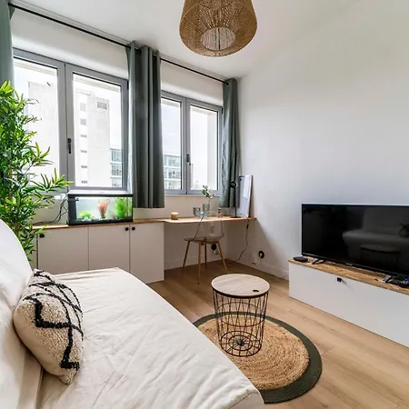 Apartamento Studio Chaleureux Avec Aquarium *